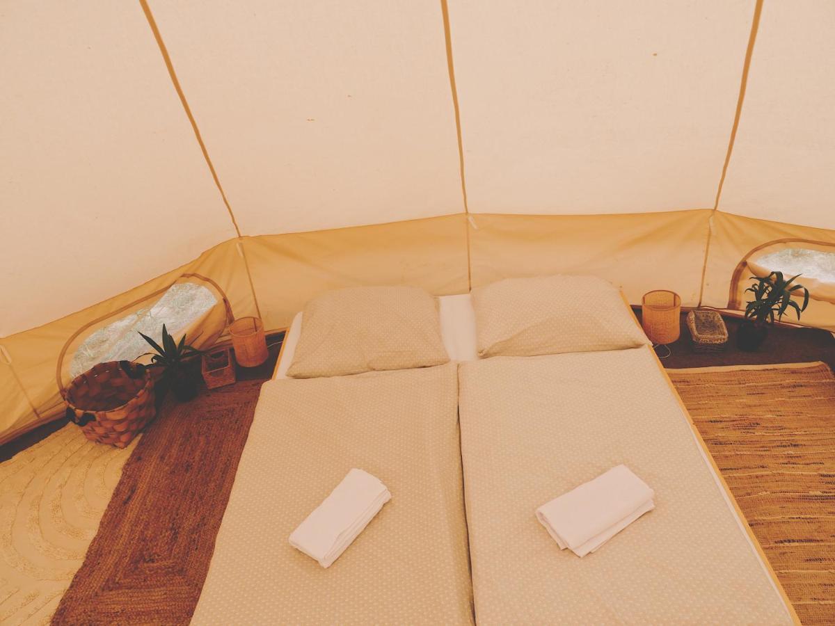 Bozsky Glamp Valtice Exterior foto