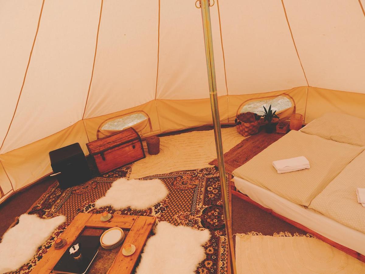 Bozsky Glamp Valtice Exterior foto